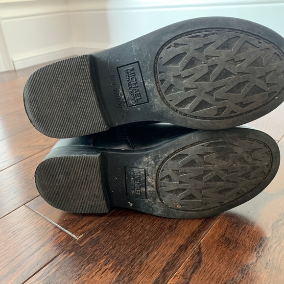 Girls Michael Kors boots (size 13) - Picture 7 of 7